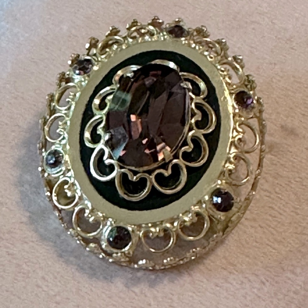 Vintage Coro Brooch Amethyst Purple Heart Filigree MCM Victorian Revival Brooch - Picture 11 of 13